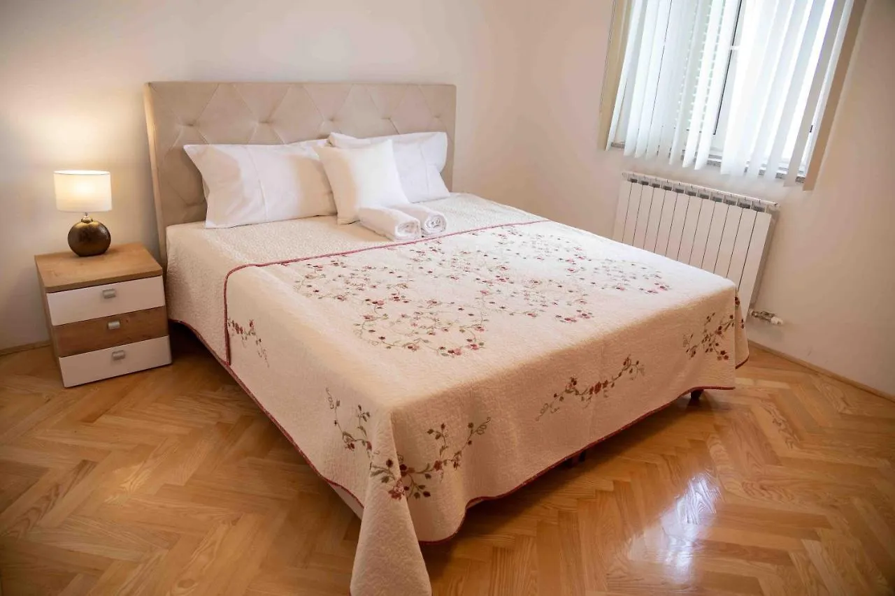Booking Zaton Villa Martinova Holiday House With Swimming Pool  Zaton (Zadar)